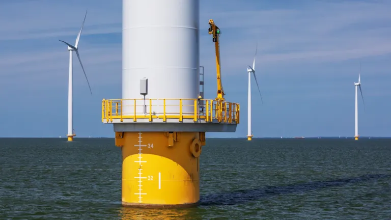 Monopile offshore wind