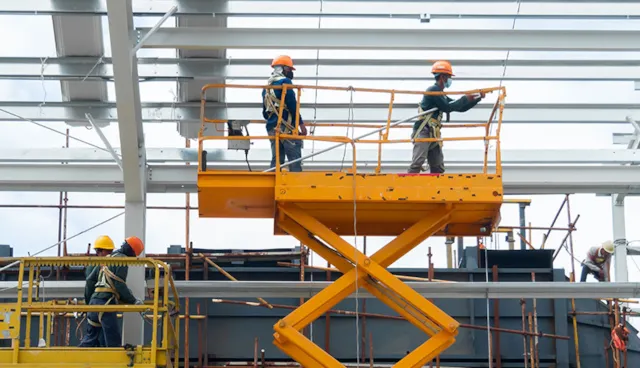 Safe scissor operations