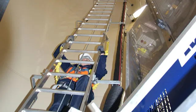 Confined space rescue training