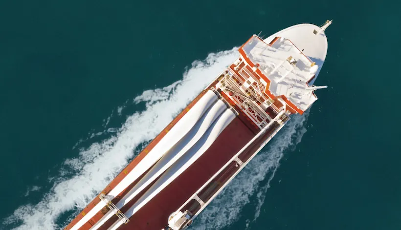 MPV transporting wind turbine blades