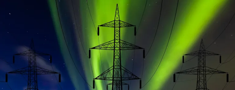 Power lines against the polar sky - Aurora borealis