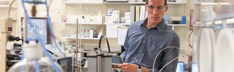 Experts at DNV GL’s laboratory in Columbus