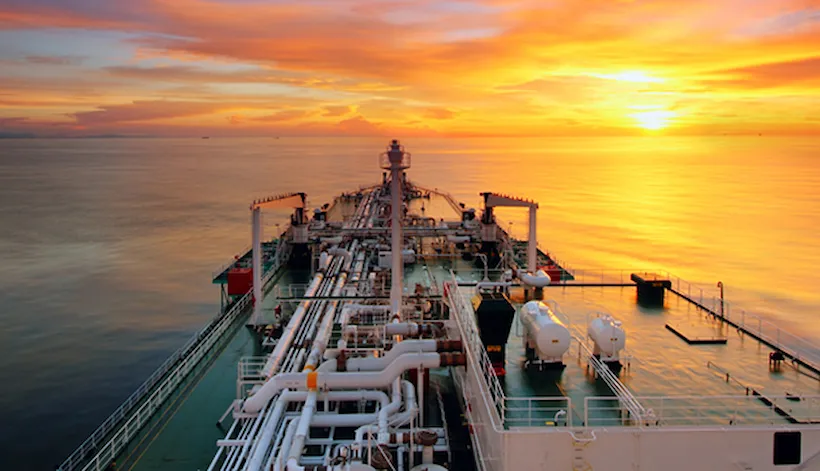 Liquefied natural gas plant